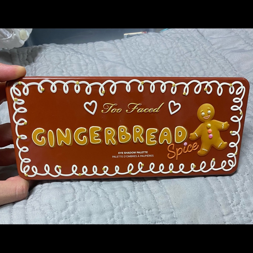 Too faced gingerbread palette